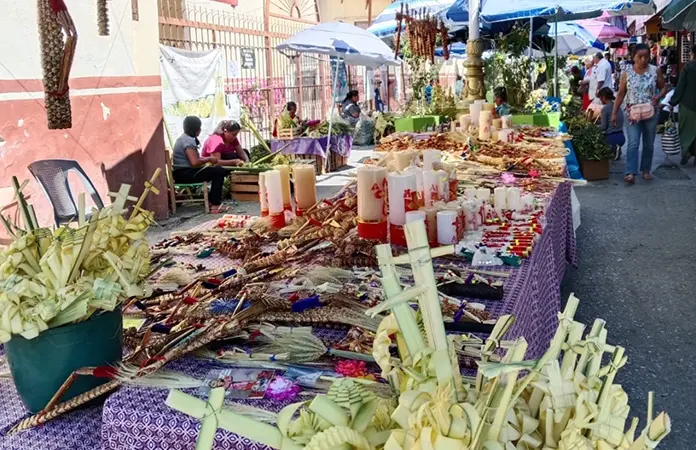 Aún sin lugar y número de ambulantes para el Domingo de Ramos