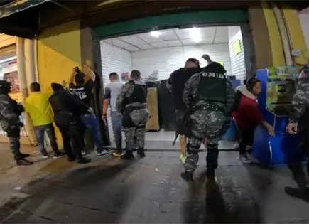 Detectan negocio ambulantes de bebidas alcoh&oacute;licas en pleno centro