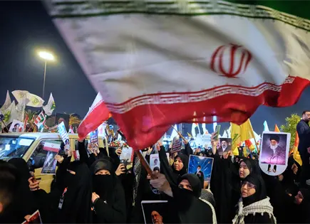 Irán advierte evacuación en puertos clave de Emiratos Árabes Unidos Irán advierte evacuación en puertos clave de Emiratos Árabes Unidos