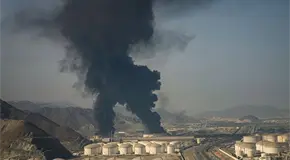 Iraníes instan a evacuar puertos en Emiratos