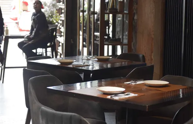 Llegan robots a los restaurantes de SLP Llegan robots a los restaurantes de SLP