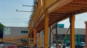 Ampliar&iacute;an el puente peatonal de S. Nava Mtz.