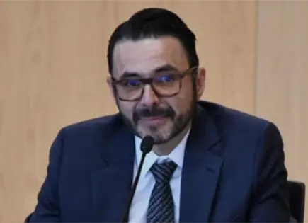 Aureliano Hern&aacute;ndez Palacios asume como auditor Superior