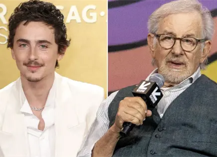 Chalamet intenta acercarse a Spielberg... y lo ignoran Chalamet intenta acercarse a Spielberg... y lo ignoran