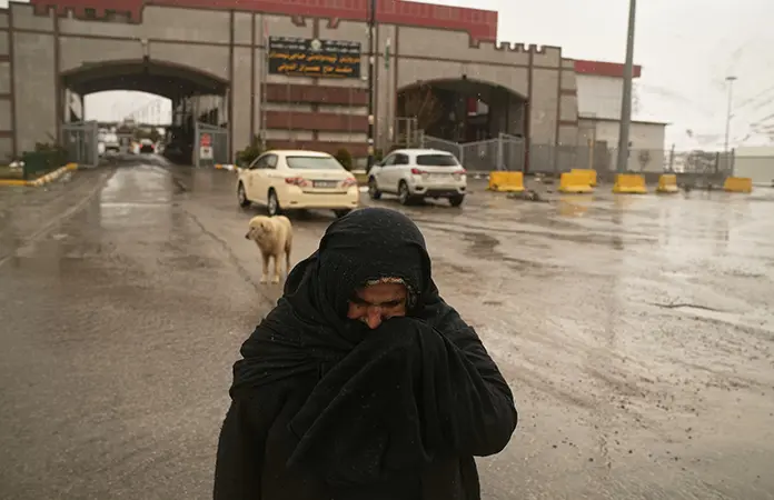 Cruzan a Irak para conseguir comida