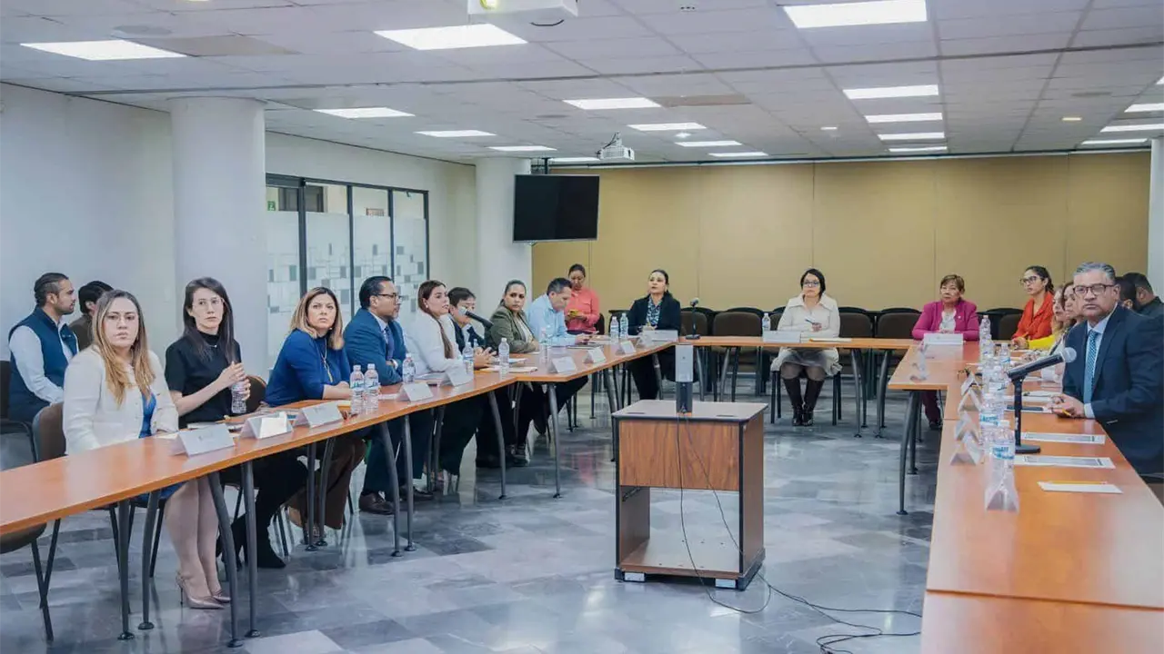 DIF y Poder Judicial realizan conversatorio sobre protección a la niñez