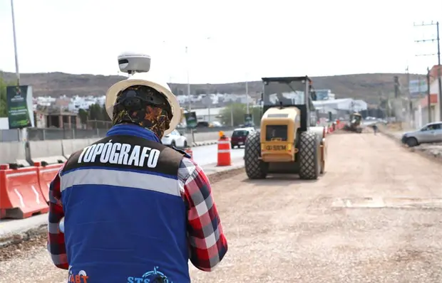 Gobierno informa trabajos preliminares en paso a desnivel Arena Potosí Gobierno informa trabajos preliminares en paso a desnivel Arena Potosí