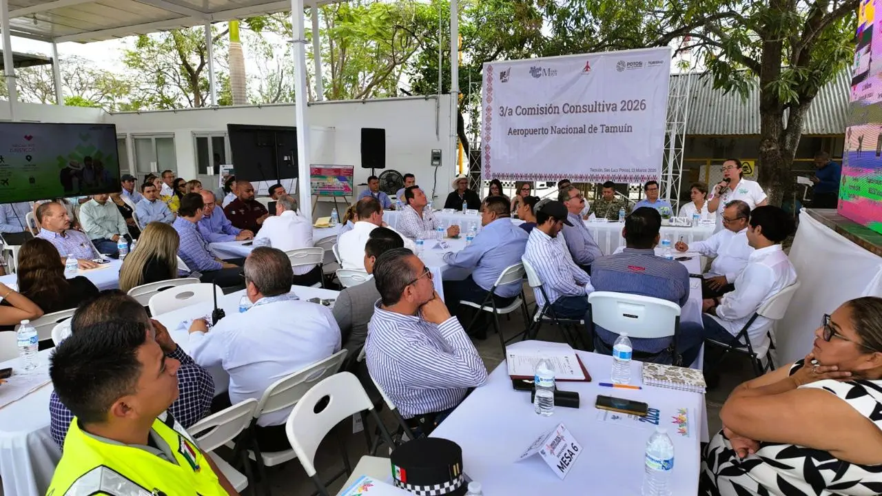 Revisan ampliación del Aeropuerto de Tamuín