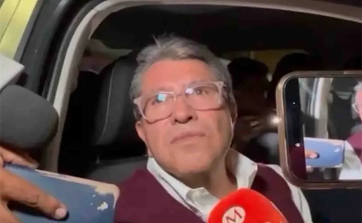 Monreal espera definici&oacute;n de Sheinbaum sobre plan B