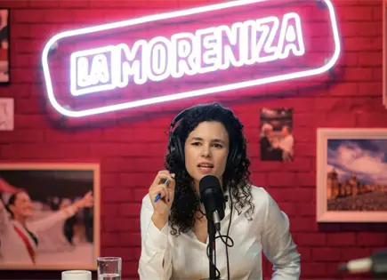 Morena oculta costos de "La Moreniza"; INE exige transparencia