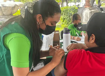 Macrom&oacute;dulo de vacunaci&oacute;n contra sarampi&oacute;n en Tangamanga II