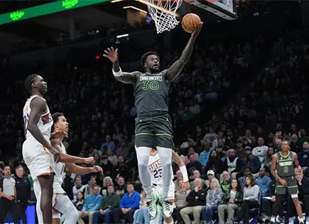 Randle gu&iacute;a victoria de los Timberwolves