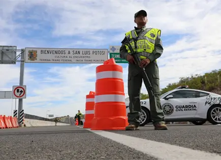 Recuperan 5 autos robados en operativos de seguridad en SLP