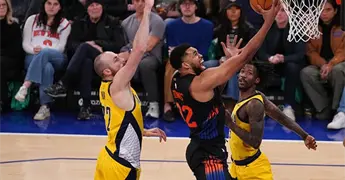 Triunfan Knicks sobre los Pacers