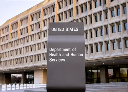 Gobierno Trump inicia investigaciones a 13 estados por cobertura de aborto