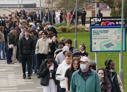 Qu&eacute; saber del brote de meningitis que afecta a Reino Unido