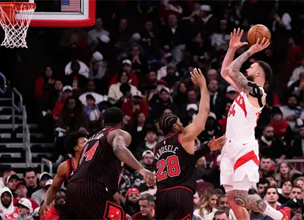Raptors aplastan a Bulls en Chicago con 139-109