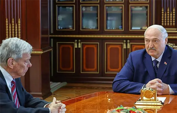 Bielorrusia libera a 250 presos pol&iacute;ticos