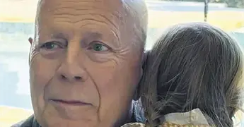 BRUCE WILLIS CUMPLE 71 A&Ntilde;OS