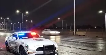 Caen con 320 dosis de droga en Charcas; iban en camioneta roja