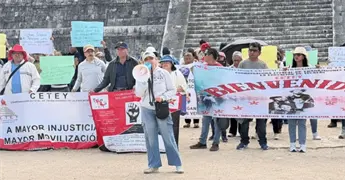La CNTE lleva su protesta en Chich&eacute;n Itz&aacute;