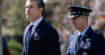 EEUU ataca embarcaci&oacute;n en Pac&iacute;fico oriental: tres sobrevivientes reportados