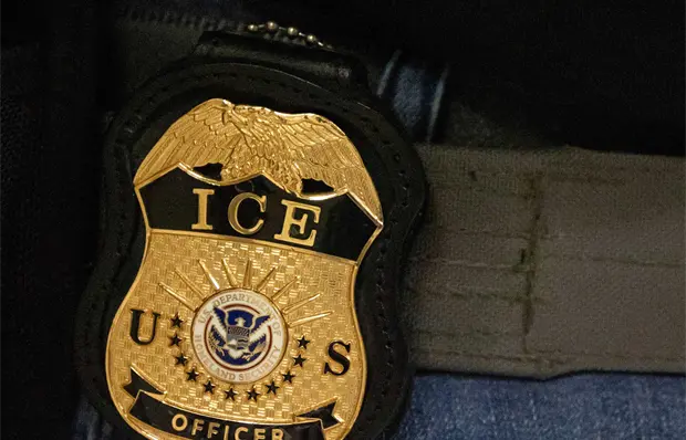 Trump advierte arrestos de migrantes en aeropuertos con el ICE