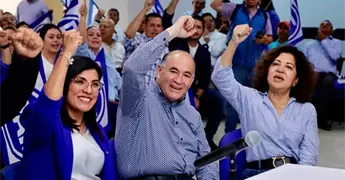 V. Rodr&iacute;guez marca distancia frente al PRI