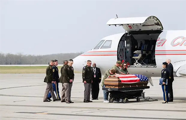 Ir&aacute;n amenaza a sitios tur&iacute;sticos