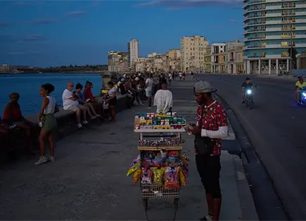 Cuba se prepara ante posible ataque militar de Estados Unidos Cuba se prepara ante posible ataque militar de Estados Unidos