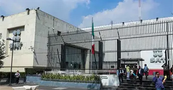 SAT asesta golpe a las donatarias