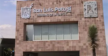 Subasta "total y absolutamente transparente", dice Galindo