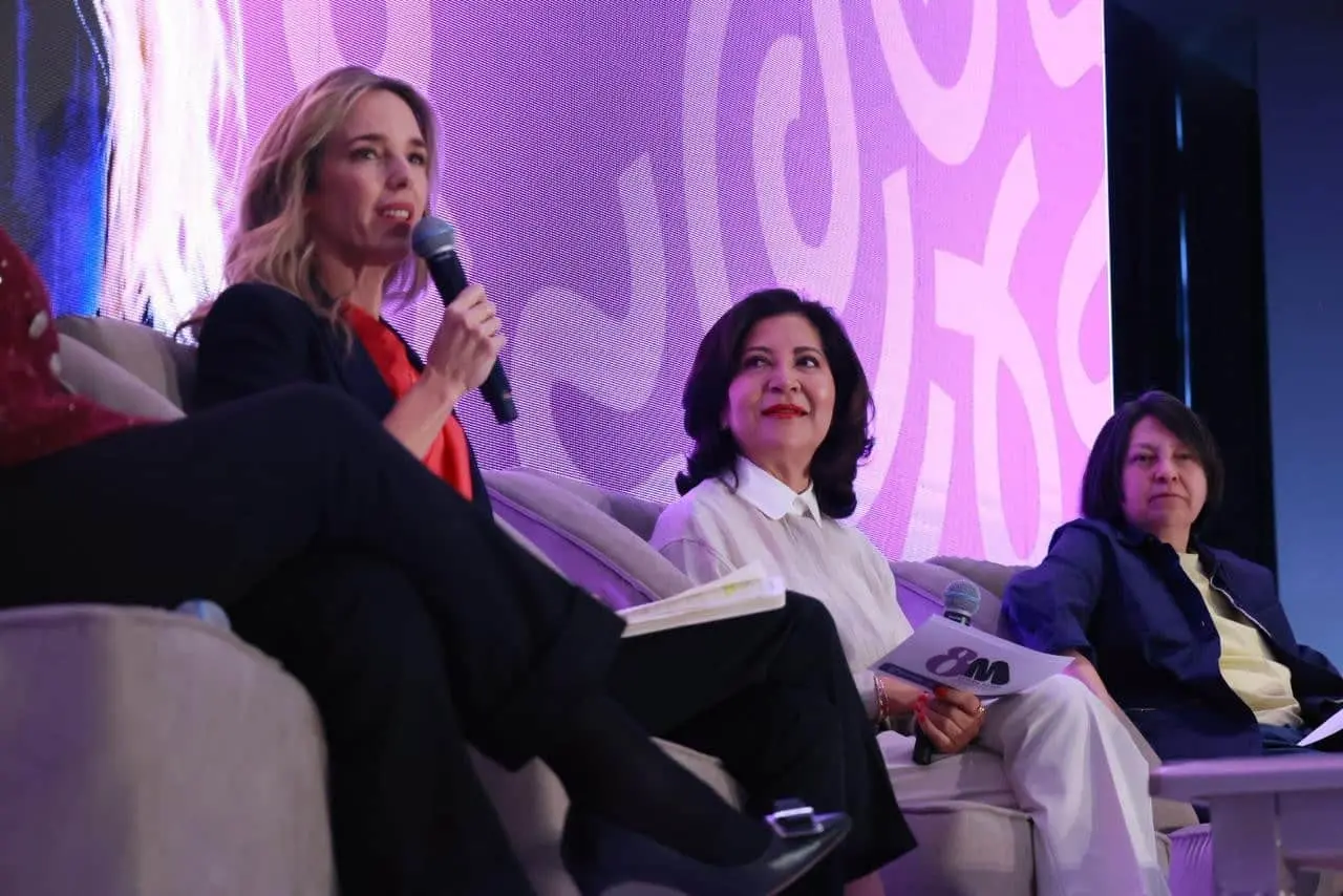 Cayetana Álvarez llama a defender igualdad y educación