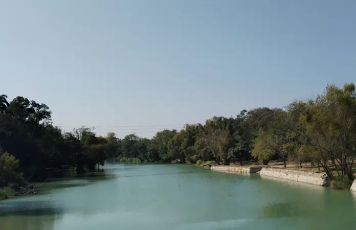 El río Valles, casi en su escala crítica