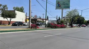 Galindo se reunir&aacute; con Seduvop por camellones verdes de Himno Nacional