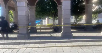Hombre en situaci&oacute;n de calle muere en la Plaza del Mariachi