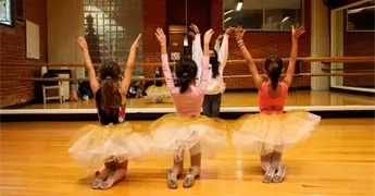 Invitan a los cursos de danza y ballet