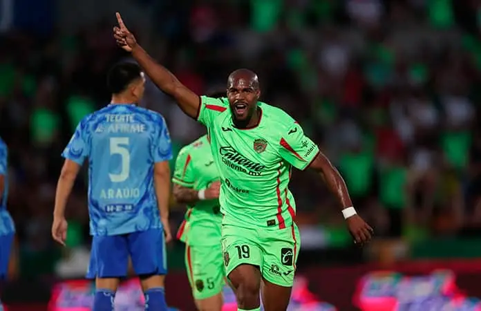 Ag&oacute;nico triunfo de Bravos sobre Tigres