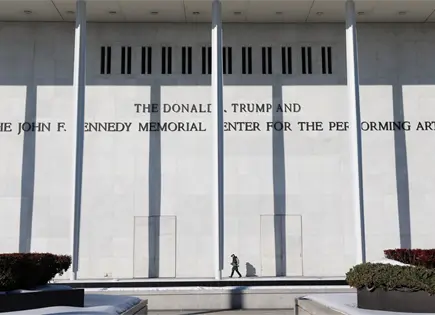 Demanda busca frenar cambios f&iacute;sicos en Kennedy Center impulsados por Trump