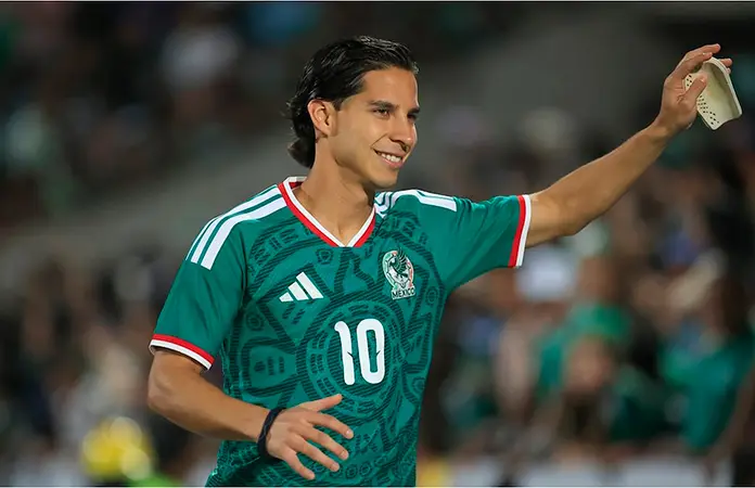 Diego Lainez, cerca de perderse el Mundial