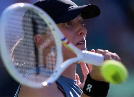 Iga Swiatek se separa de entrenador Wim Fissette tras Miami