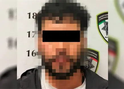 V&aacute;ndalo "echa bala" e intenta esconderse en una vivienda