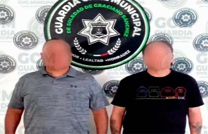 Atrapan a clonadores de tarjetas bancarias