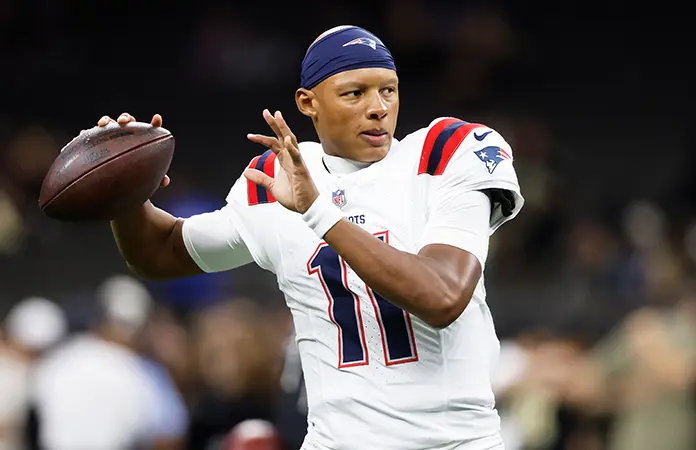 Liberan los Patriots al QB Josh Dobbs