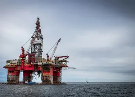 Alcanza petr&oacute;leo azteca 91.84 dlls.