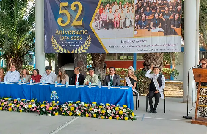 Celebra La Normal Experimental 52 años de fundación