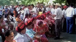 Congreso congela ley para elecci&oacute;n por usos y costumbres