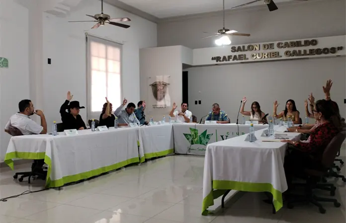 Municipio cumple salario mínimo para los policías