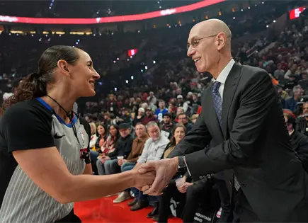 NBA aprueba explorar expansión con equipos en Seattle y Las Vegas NBA aprueba explorar expansión con equipos en Seattle y Las Vegas