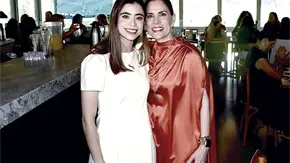 SUSANA DEJA LA SOLTERÍA